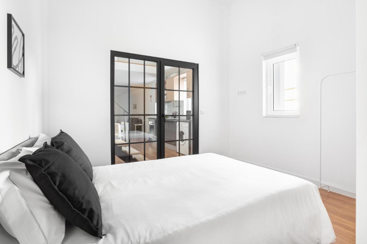 Altido Stylish 2-Level Flats Near Ajuda Palace Lisboa Екстериор снимка